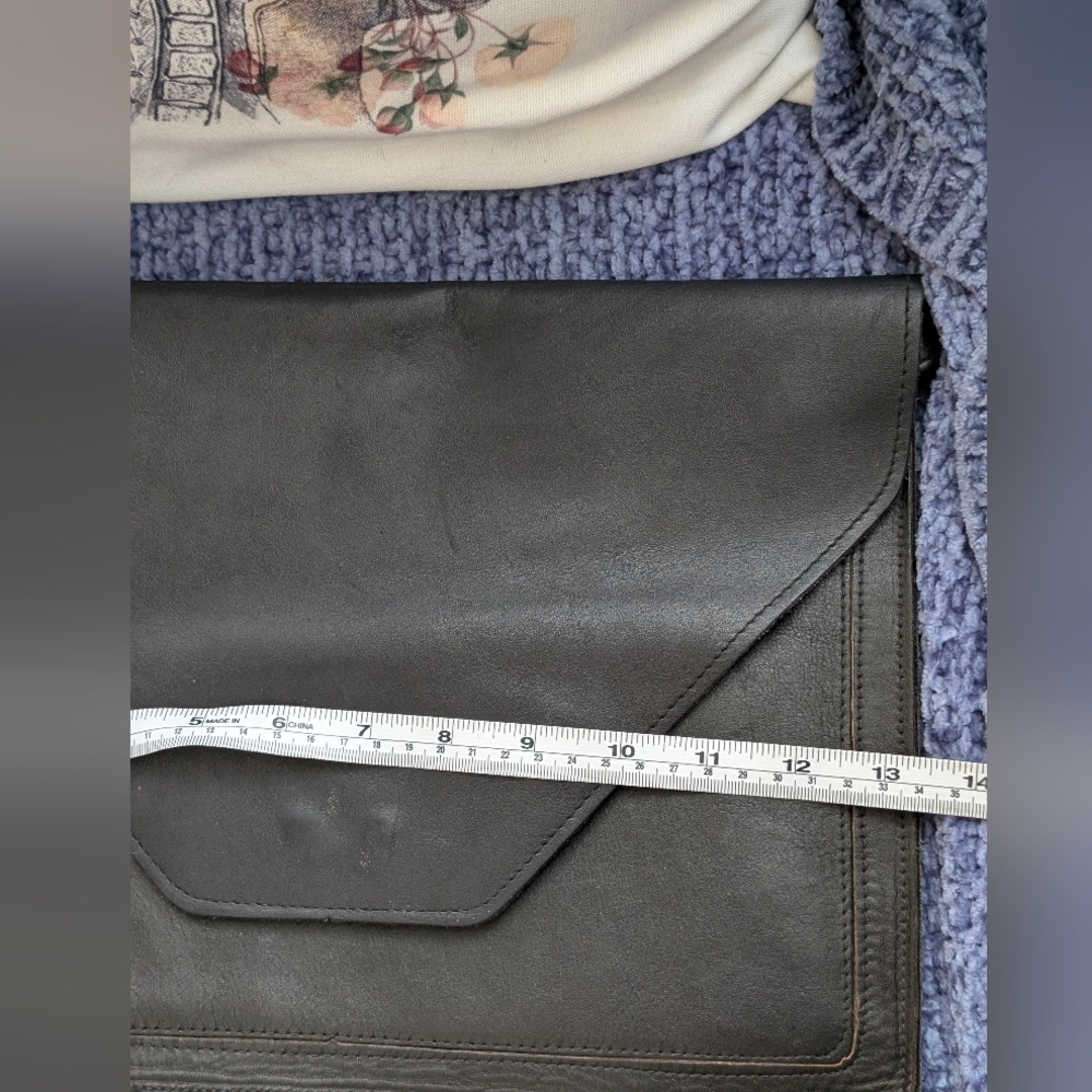 Black Leather Envelope Clutch/Laptop Case - Picture 5 of 6